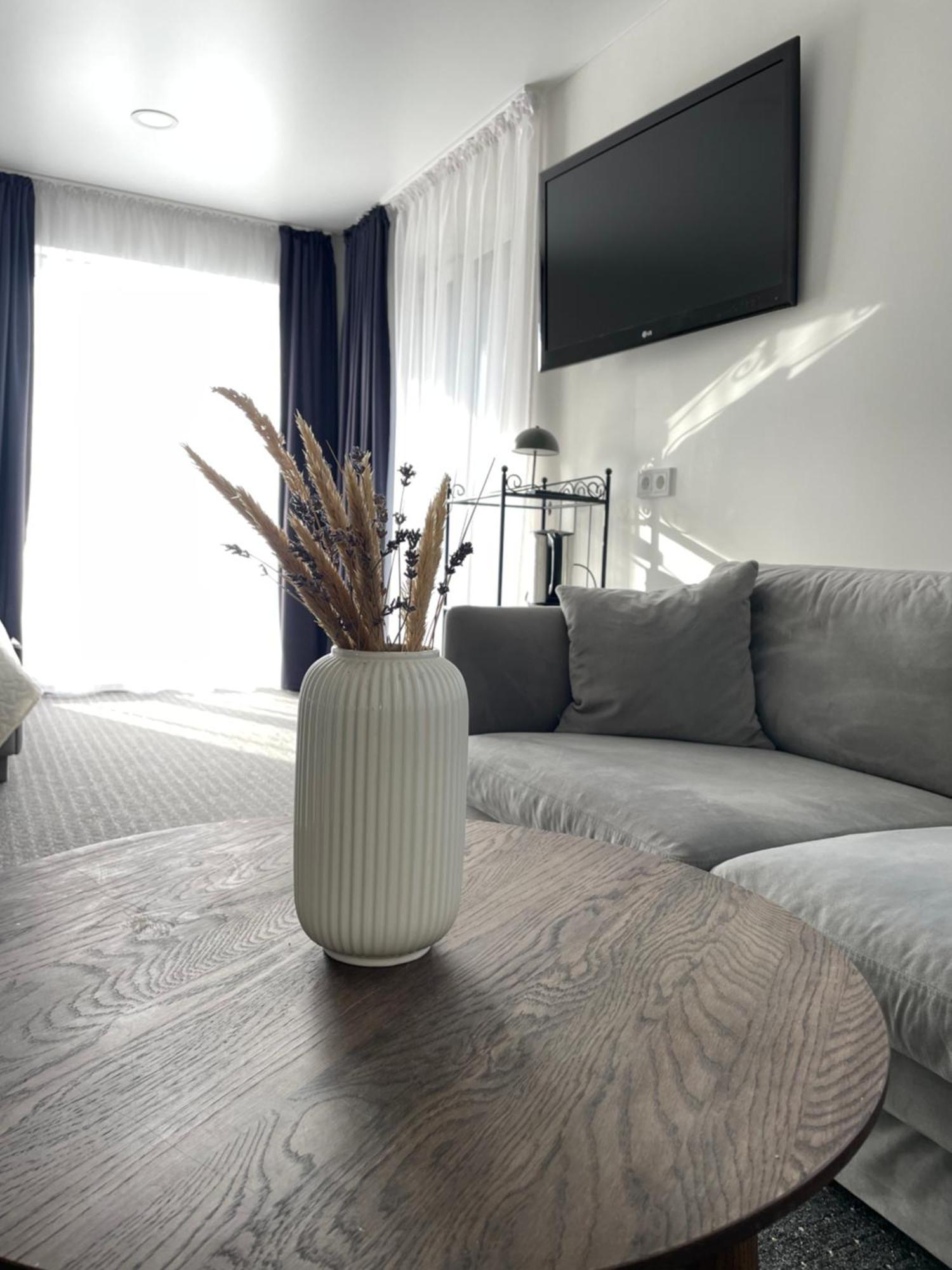 Izabeles Apartamentai Паланга Экстерьер фото