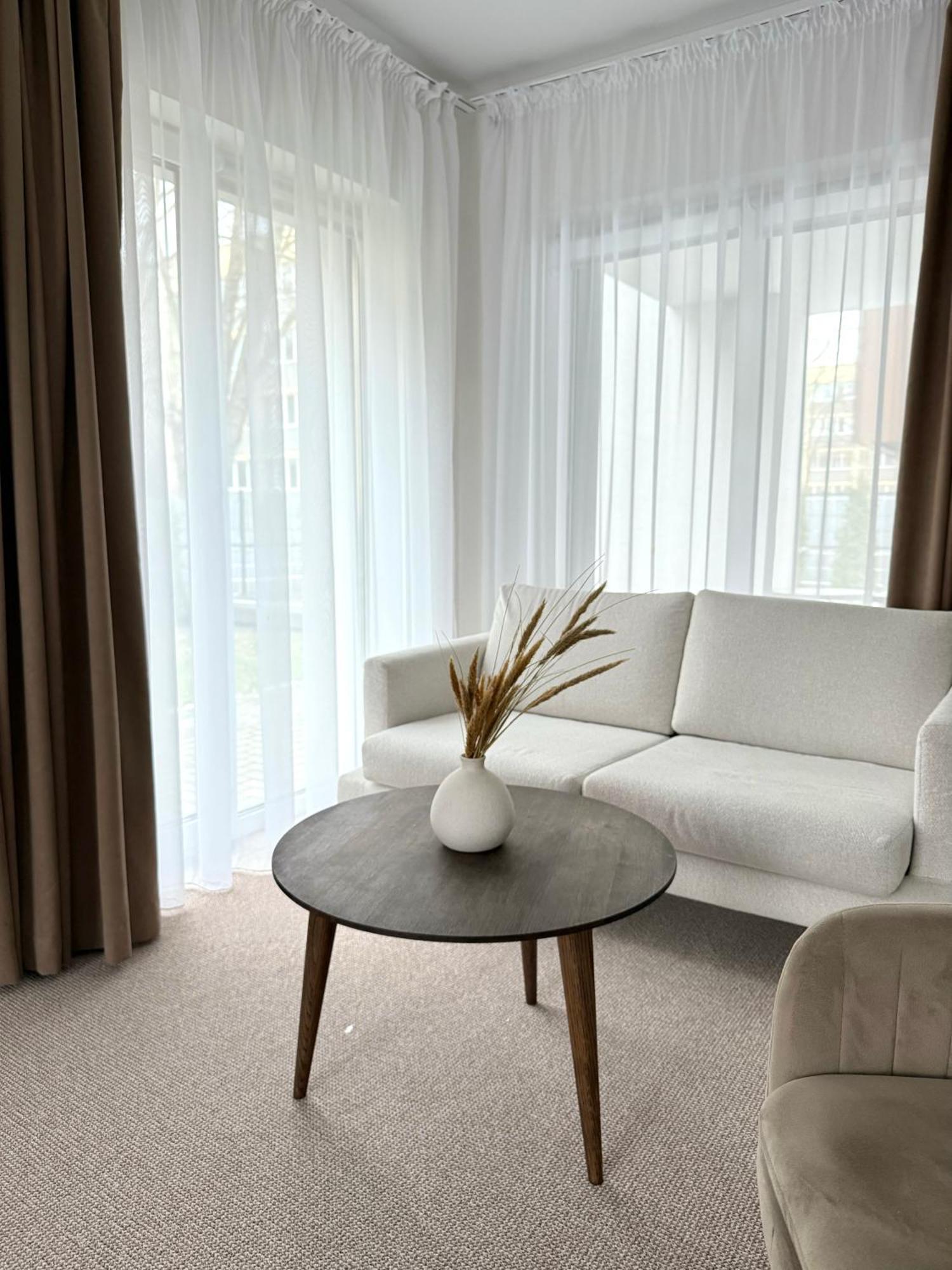 Izabeles Apartamentai Паланга Экстерьер фото