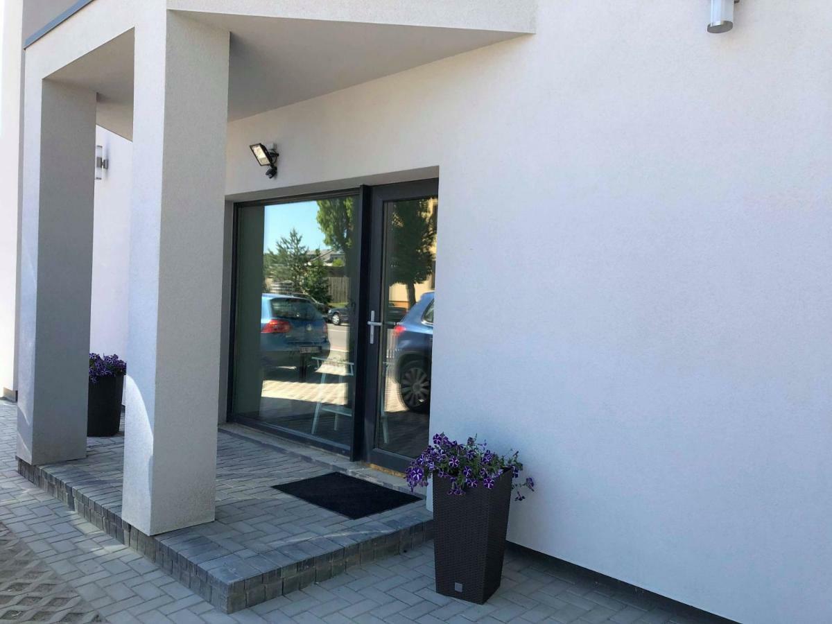 Izabeles Apartamentai Паланга Экстерьер фото